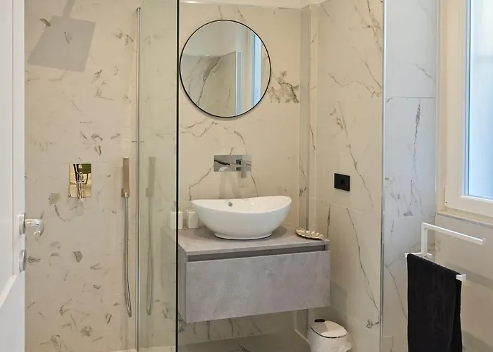 - Isola Bella Apartament